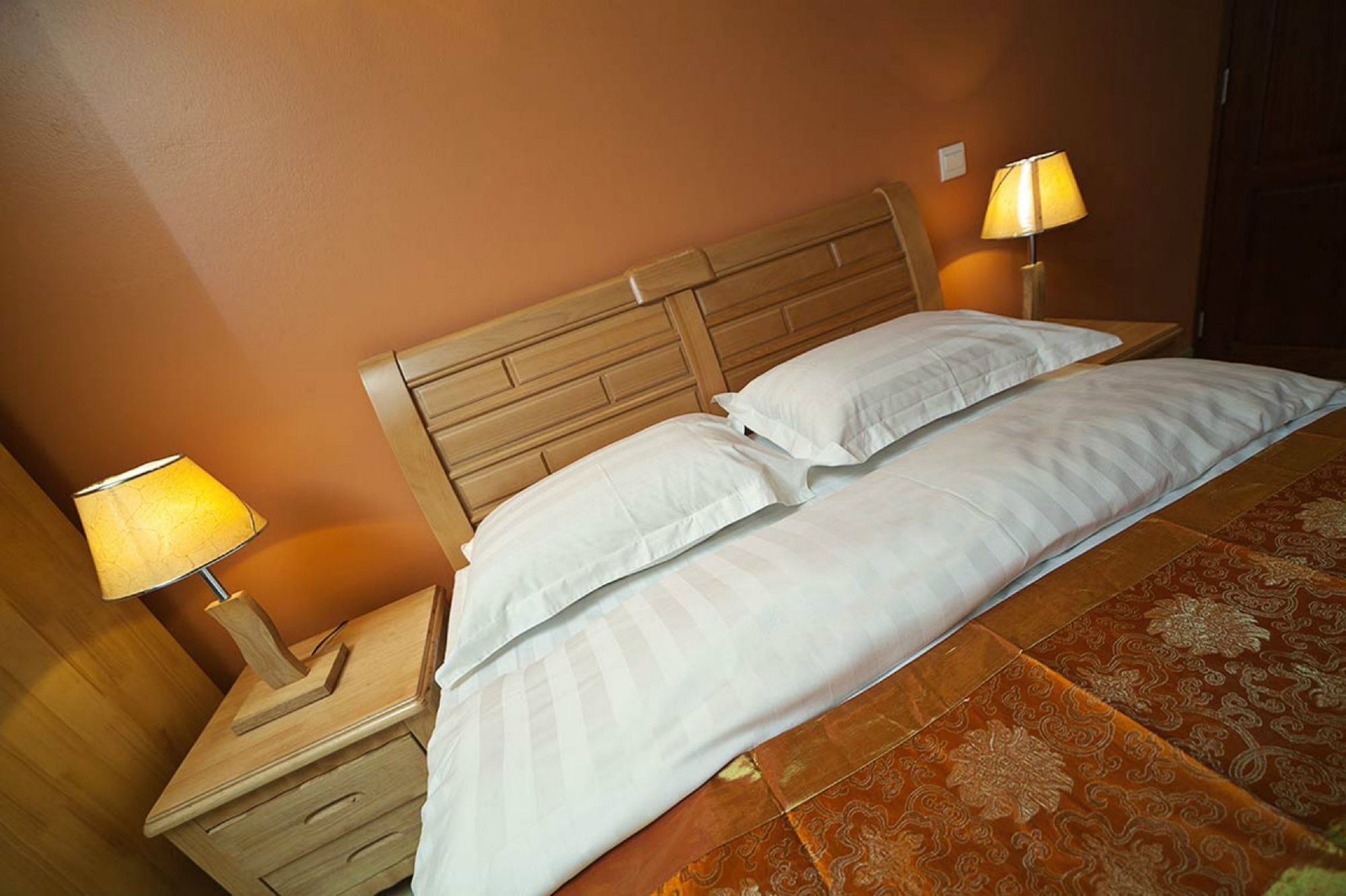 Residence Hoteliere Otroiza Сілао Екстер'єр фото